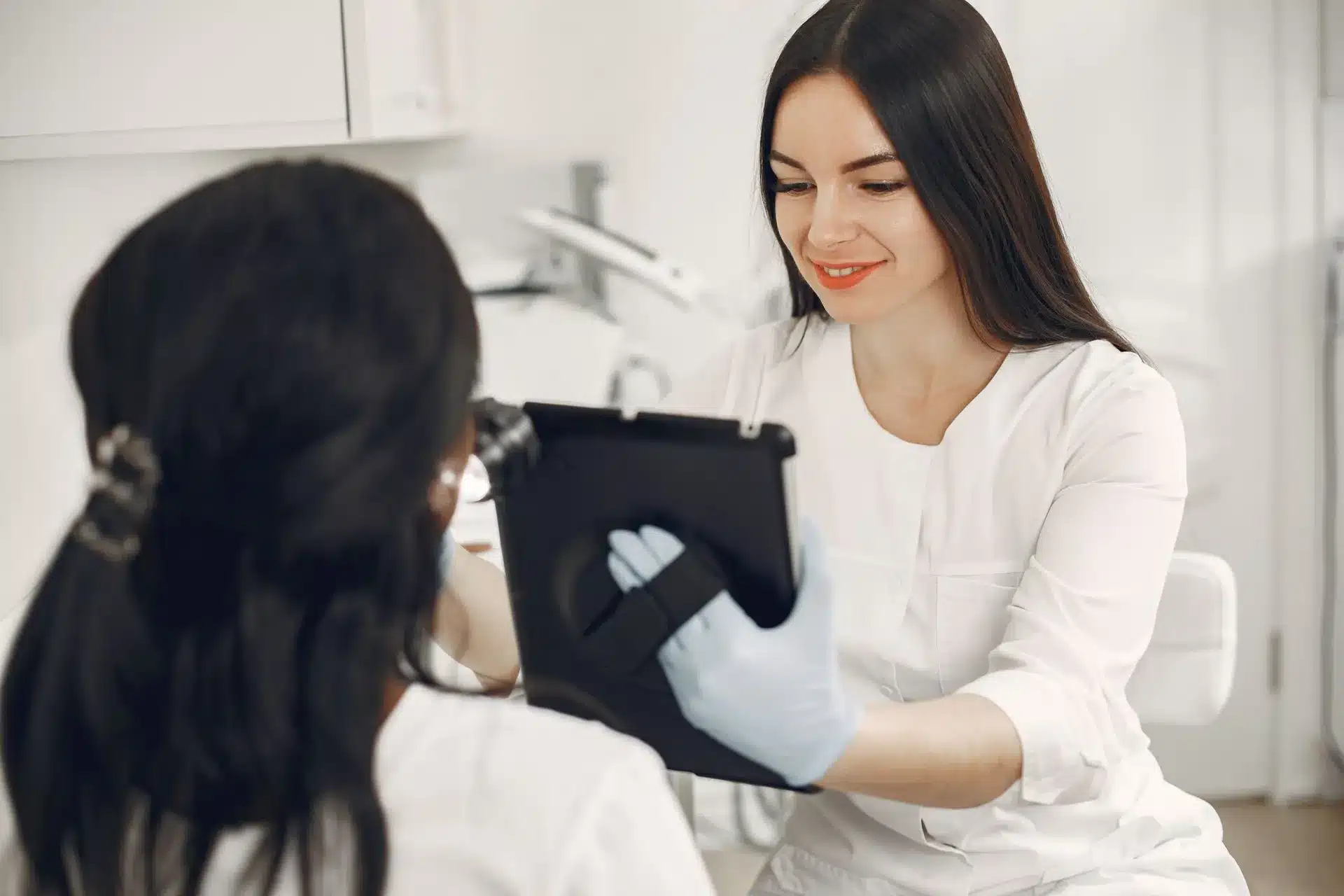 Consultation before lip blush