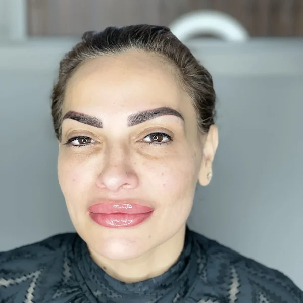 cosmetic eyebrow tattoo