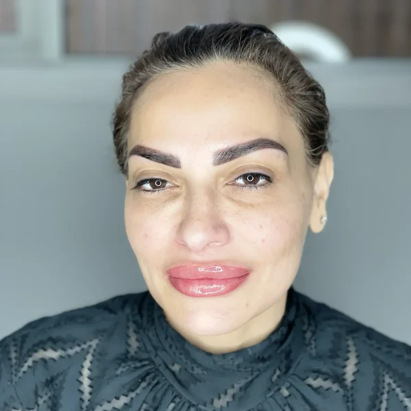 powder eyebrows tattoo