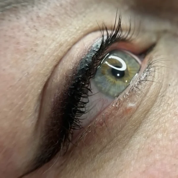 smokey eyeliner tattoo